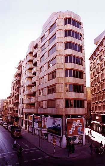 Edificio de viviendas en la Puerta del Sol, Castelln/Block of flats on Puerta del Sol. Castelln