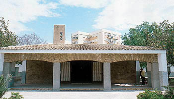 Iglesia de las Mil Viviendas. 1956. Exterior/Mil Viviendas church. 1956. Exterior