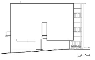 Alzado oeste/West elevation