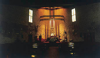 Iglesia de la Resurreccin (Babel). 1070. Interior/ Resurreccion church (Babel). 1979. Interior