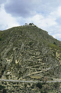 Planes. Vista del calvario/Planes. View of the Stations of the Cross